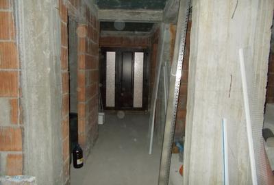 Duplex cu 5 camere cu Teren 400 Mp în Beregsău Mare - 3