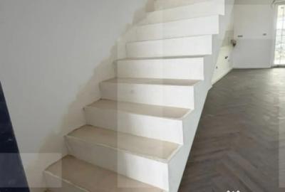 Casă cu 3 camere cu Teren 305 Mp în Central - 4