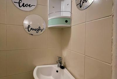 Garsonieră semidecomandată în Obor