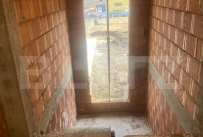 Casă cu 4 camere în Central - 2