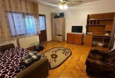 Apartament cu 3 camere decomandat, mobilat în Ciarda Roșie - 3