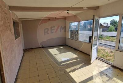 Spatiu comercial de 50 mp de vanzare, com. Filipesti, jud Bacau - 3