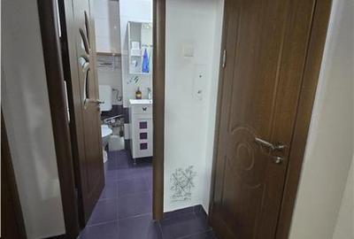 Apartament cu 2 camere semidecomandat în Berceni - 6