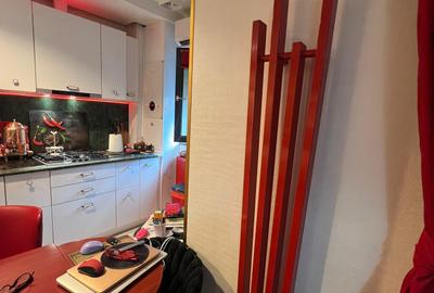 Vanzare Apartament cu 3 Cam | Mobilat / Utilat LUX - 2 Bai | 2 Loc Parcare | Box - 4