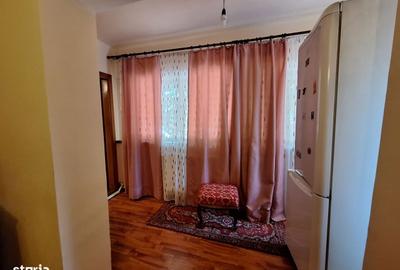 Casă cu 6 camere cu Teren 1000 Mp în Frumușani - 13