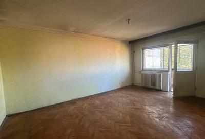 Vanzare apartament 3 camere Centru - 12