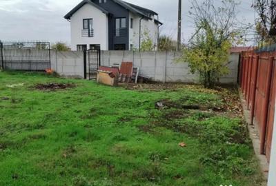 Teren de 812 mp, în Plaiul Vulcanești