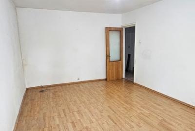 Garsonieră decomandată în Nicolina - 5