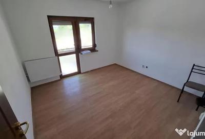 Apartament cu 3 camere decomandat în Bucium - 5