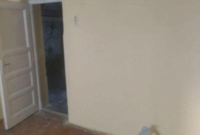 Vand Garsoniera 2 camere in Medias ! Vand Garsoniera 2 camere in Medias ! - 1