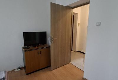 Apartament cu 2 camere - P-ta 700/Business Center - 18