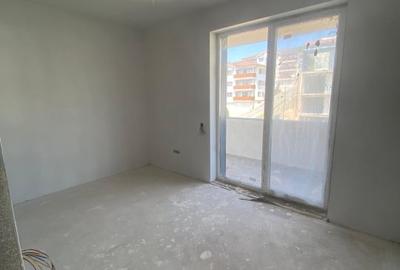 2 camere, 37mp  - partial finisat, perfect de amenajat