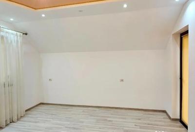 Casă cu 4 camere cu Teren 500 Mp în 1 Mai - 17