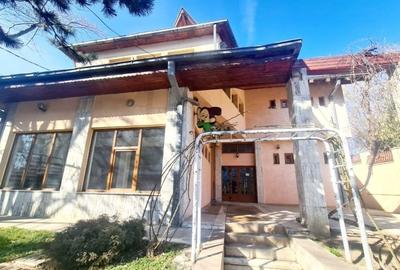 Casă individuală cu 12 camere cu Garaj în Inel II - 13