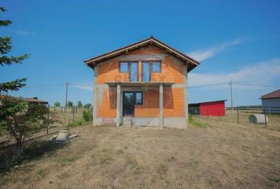 Casa cu 6 camere de vanzare -la rosu- in Gepiu, judetul Bihor - 13