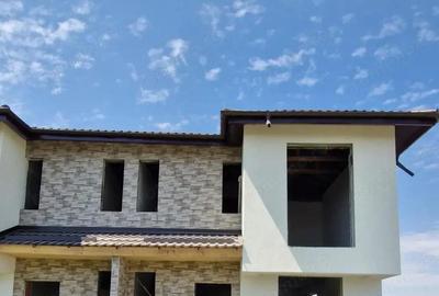 Case de vanzare in Magurele,aproape finalizate,cu toate utilitatile - 1