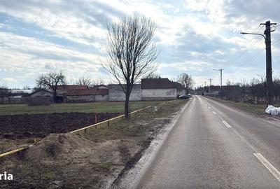 Spațiu comercial, în Uroi - 4