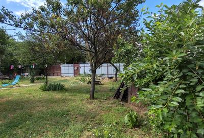 Casa demolabila , curte 597mp cu toate utilitatiile - 4