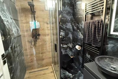 Casă cu 3 camere cu Teren 2500 Mp în Rușeni - 2