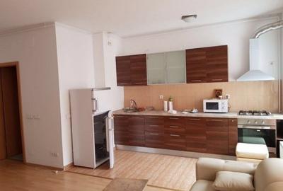 Apartament cu 3 camere semidecomandat, mobilat în Liviu Rebreanu