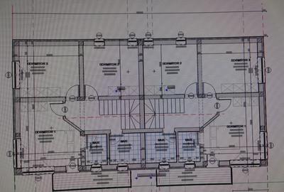 Casă cu 4 camere în Central - 2