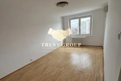 Apartament cu 3 camere decomandat în Drumul Taberei