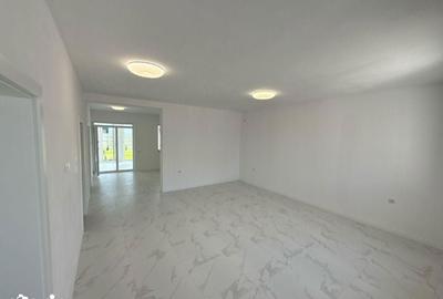 Casă cu 3 camere cu Teren 500 Mp în Sântandrei - 9