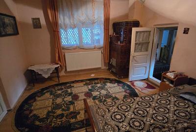 Casă cu 4 camere în Seciu - 3