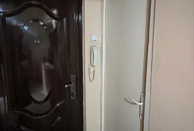 Apartament cu 3 camere decomandat în Central - 1