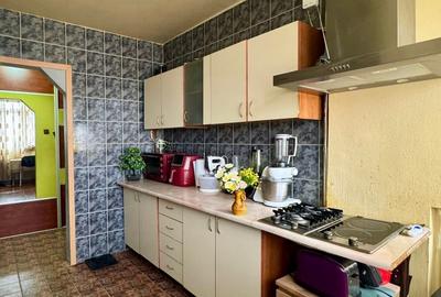 Apartament cu 3 camere semidecomandat, mobilat în Câmpia Libertății - 1