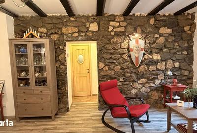 Apartament cu 3 camere, mobilat în Castelul Peleș - 7