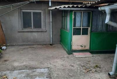 Casă cu 3 camere în Amara