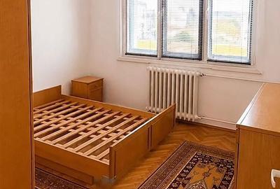 Apartament cu 3 camere semidecomandat în Torontalului - 3