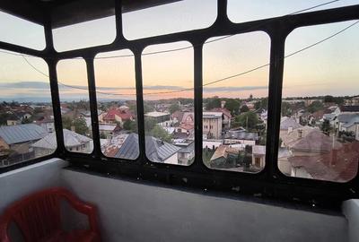 Apartament cu 3 camere decomandat în Central - 2