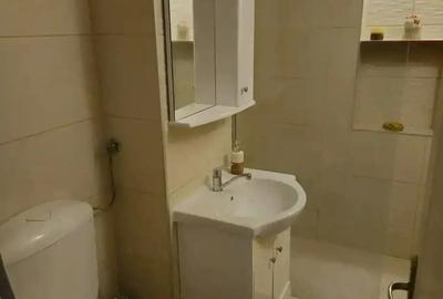 Ofer spre inchiriere apartament cu 2 camere zona Tudor - 2