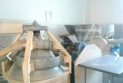 Spațiu comercial, de 600 mp, în Central - 3