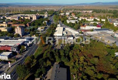 Teren de 5592 mp, în Triaj - 3