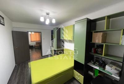 Apartament cu 2 camere semidecomandat, mobilat în Dâmbovița