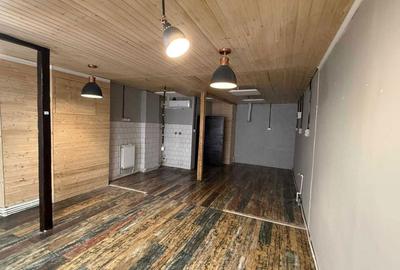 Spațiu comercial, de 56 mp, în Peninsula