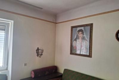 Casă cu 4 camere în Central - 3