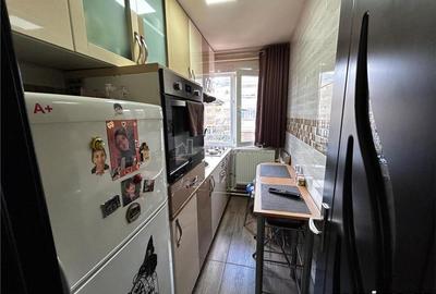 Apartament cu 2 camere semidecomandat, mobilat în Moroasa 2 - 8