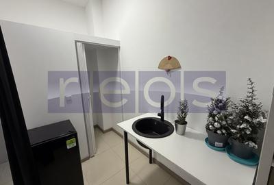 Spațiu comercial, de 31 mp, în P-ța Victoriei - 6