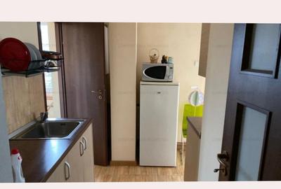 Romana  -  Magheru - garsoniera, mobilata si utilata,  metrou 2  min, terasa 30 - 3