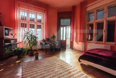 Apartament cu 3 camere decomandat în Iosefin