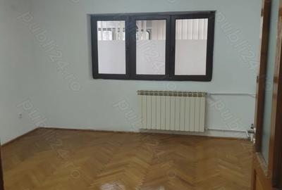 Casă cu 3 camere în Lipovei - 9