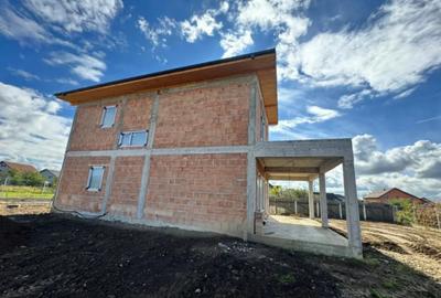 Casă cu 4 camere cu Teren 420 Mp în Săsar - 15