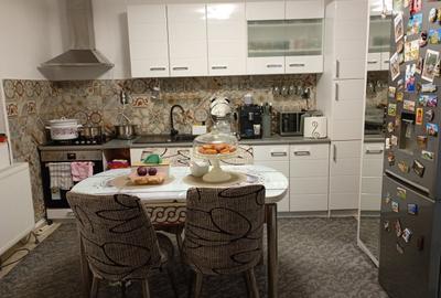 Casă cu 3 camere cu Teren 508 Mp în Tei - 10