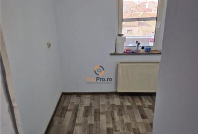 Apartament 2 camere decomandat etaj 3 zona Plavat 2 Giroculu - 9