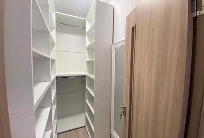 Apartament cu 3 camere decomandat, mobilat în Tractorul - 7