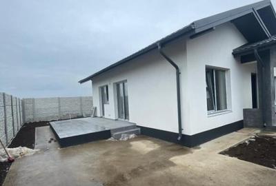 || Vila individuala || 4 camere || Incalzire in pardoseala || - 2